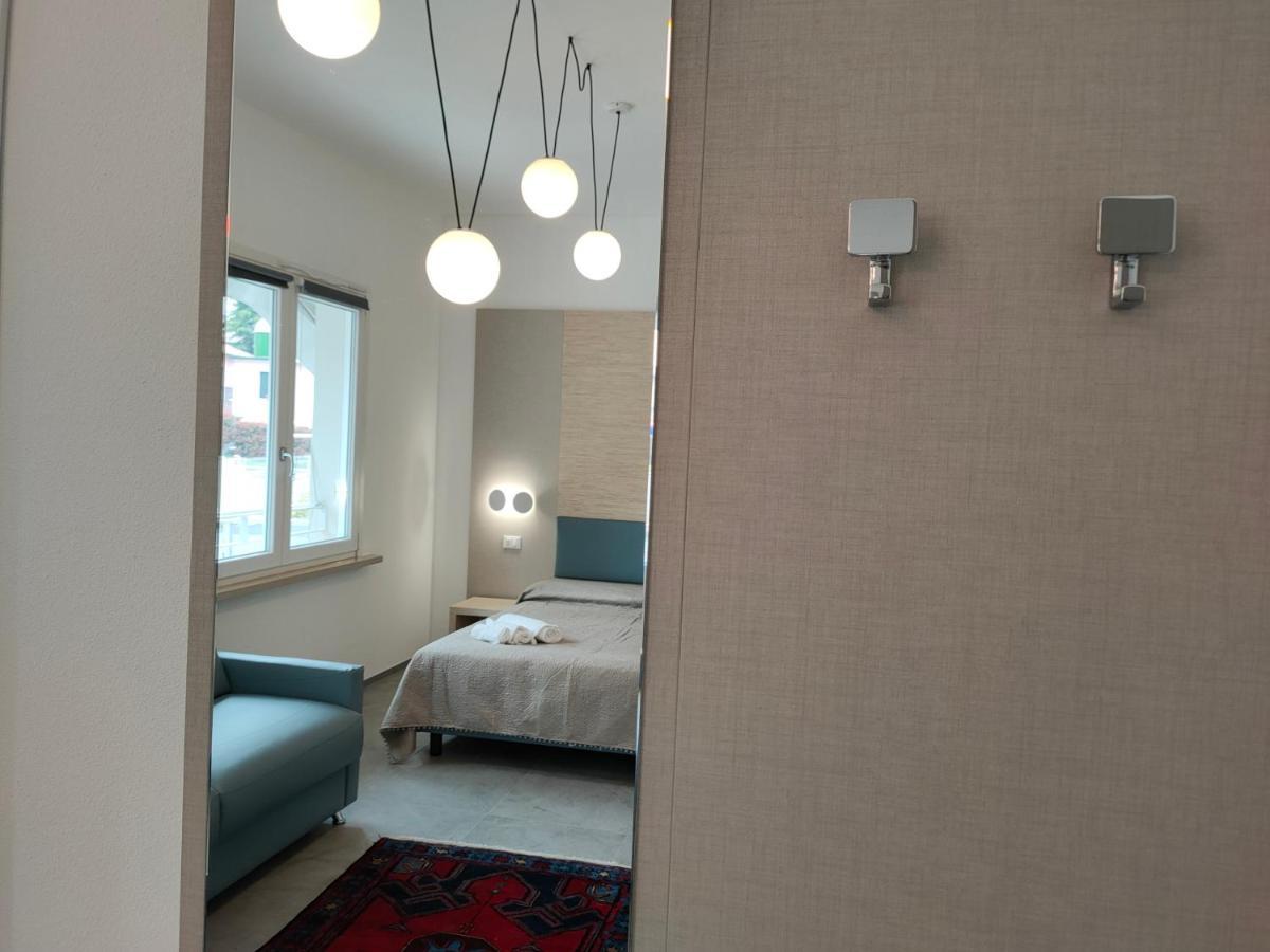 Iris Ar Holiday-Home Peschiera del Garda Extérieur photo